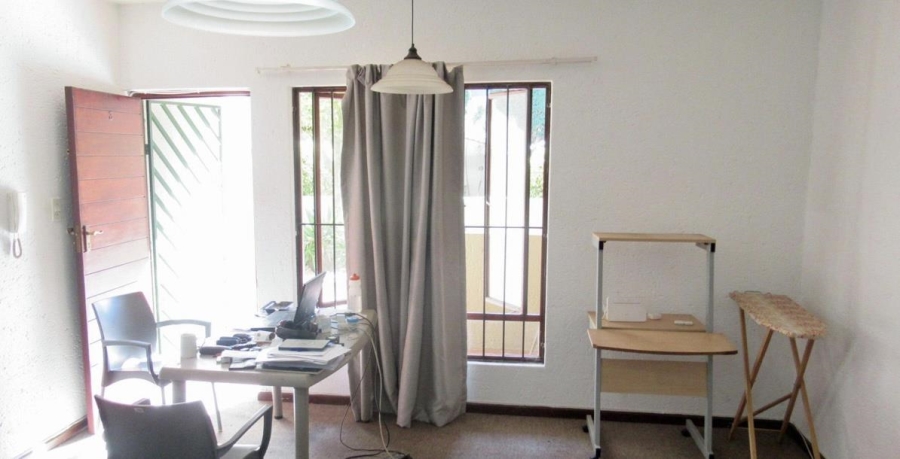 1 Bedroom Property for Sale in Morningside Gauteng