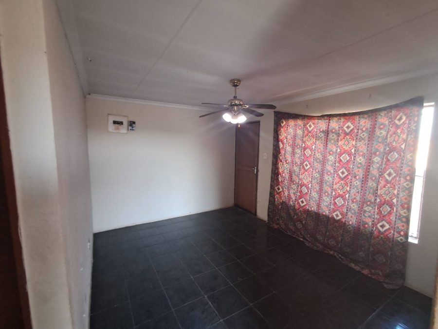 3 Bedroom Property for Sale in Kaalfontein Gauteng
