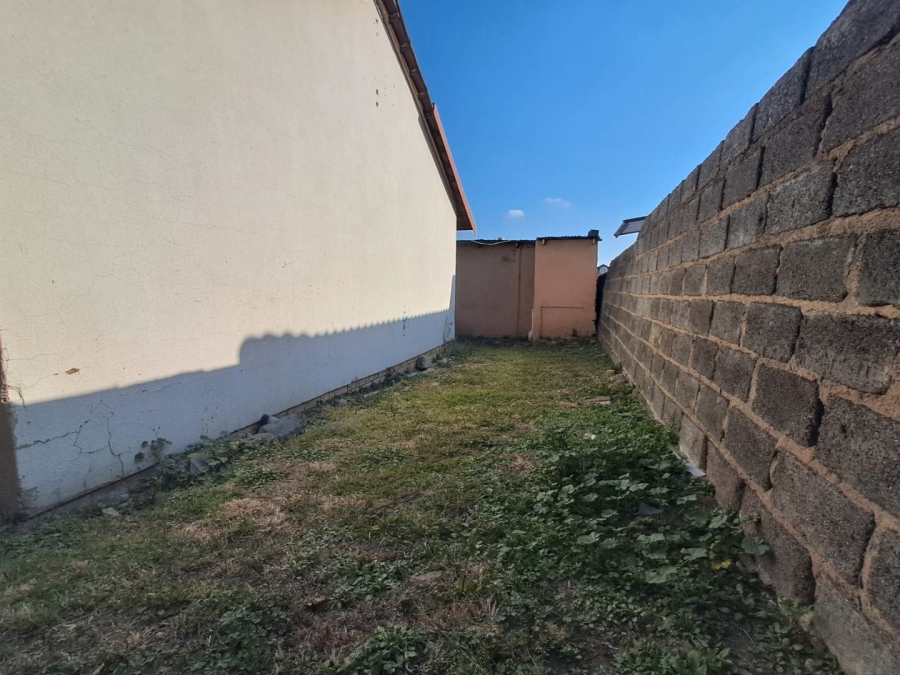3 Bedroom Property for Sale in Kaalfontein Gauteng