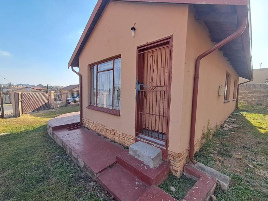 3 Bedroom Property for Sale in Kaalfontein Gauteng