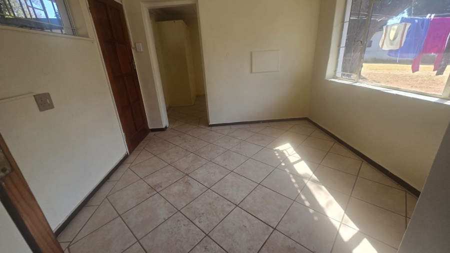 To Let 1 Bedroom Property for Rent in Kilner Park Gauteng