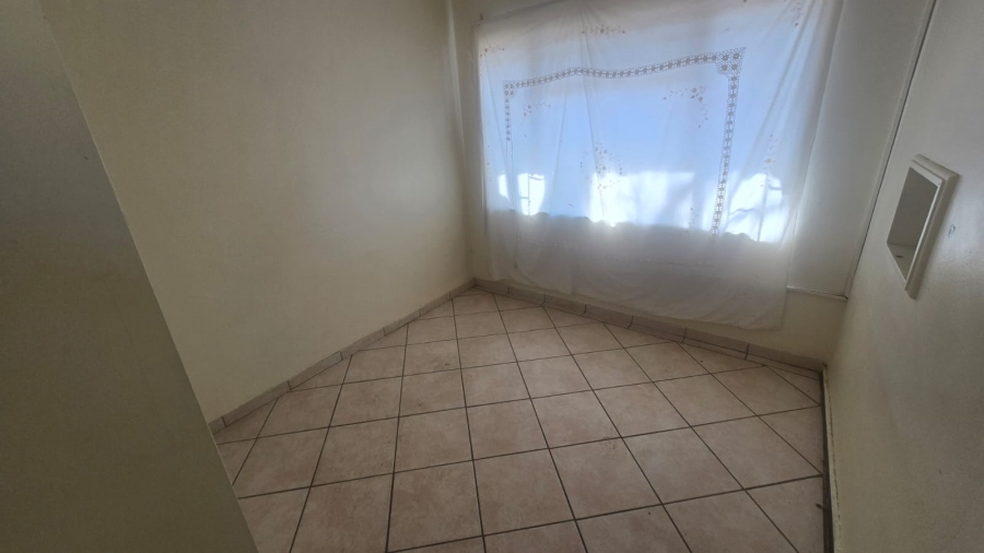 To Let 1 Bedroom Property for Rent in Kilner Park Gauteng