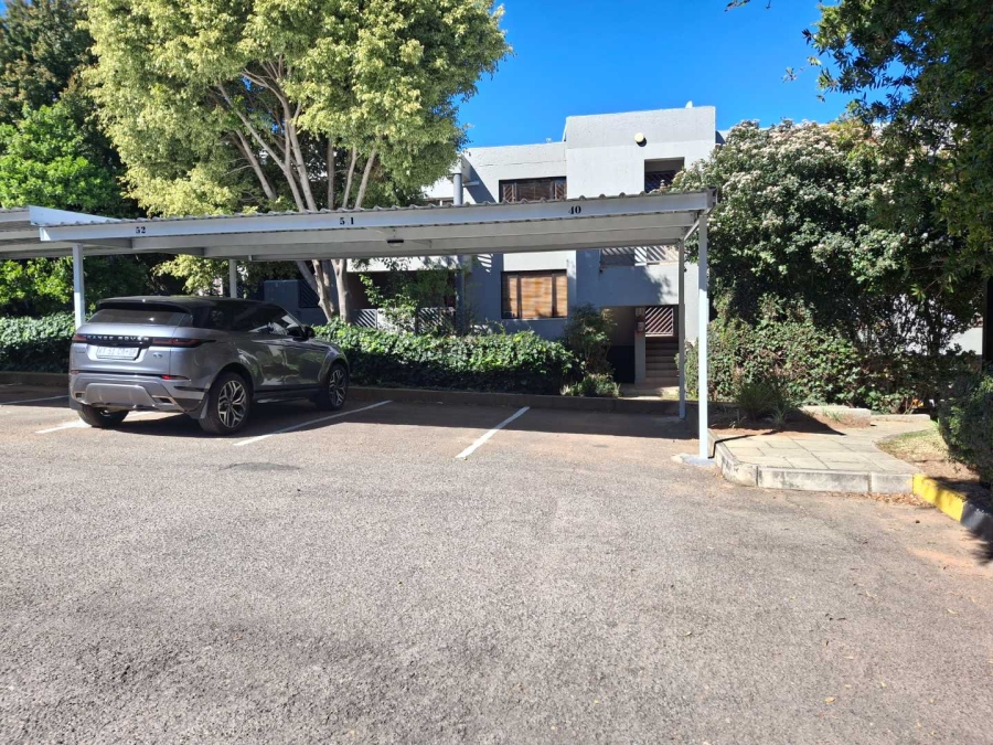To Let 1 Bedroom Property for Rent in Benmore Gardens Gauteng