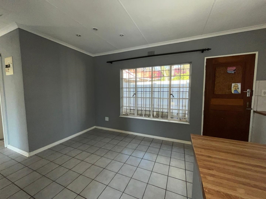 To Let 3 Bedroom Property for Rent in Bromhof Gauteng