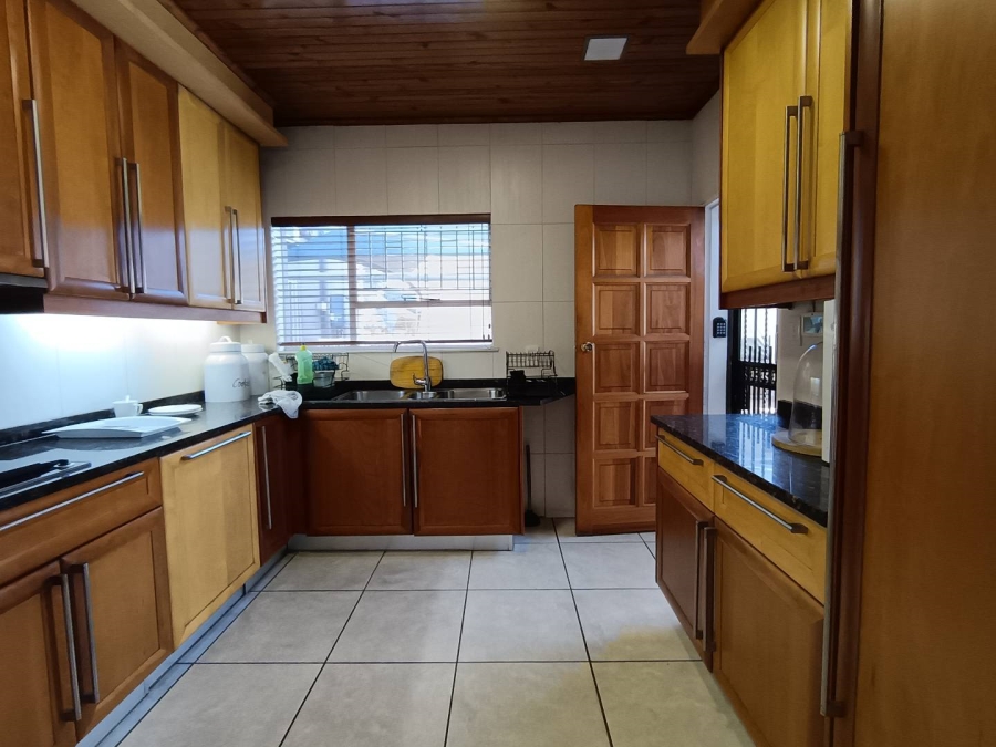 4 Bedroom Property for Sale in Brackenhurst Gauteng