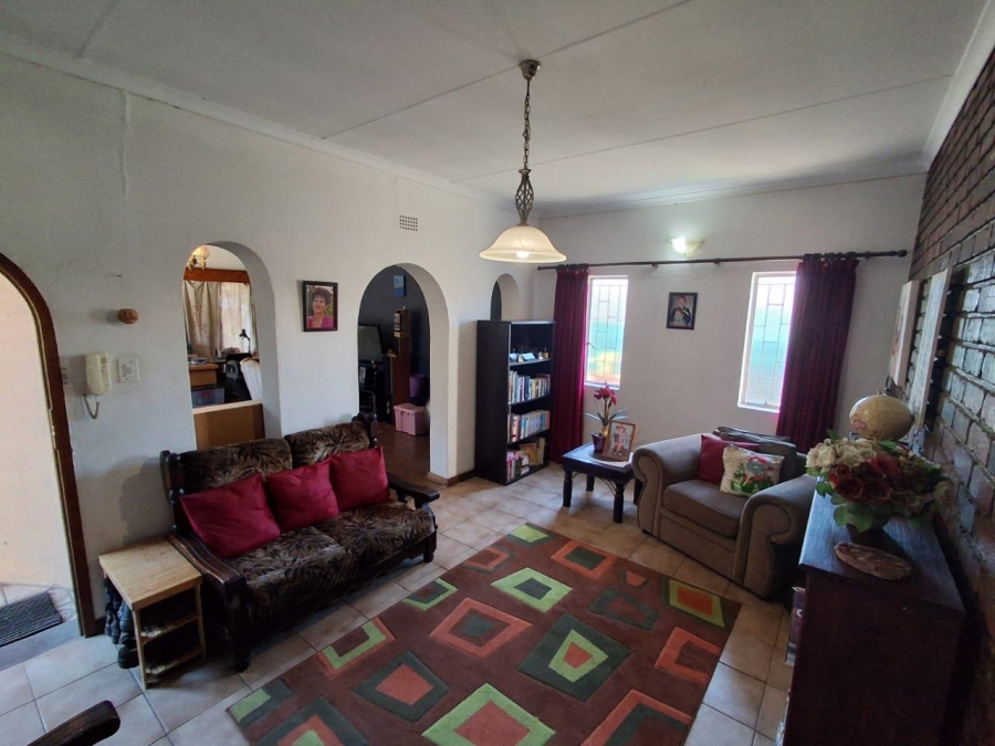 3 Bedroom Property for Sale in Brackenhurst Gauteng