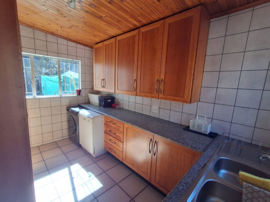 3 Bedroom Property for Sale in Brackenhurst Gauteng