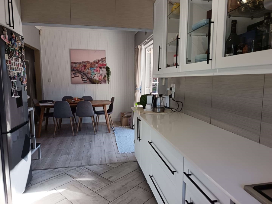 3 Bedroom Property for Sale in Brackenhurst Gauteng