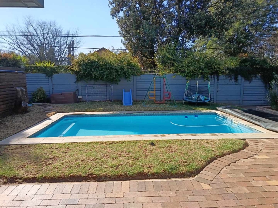 3 Bedroom Property for Sale in Brackenhurst Gauteng