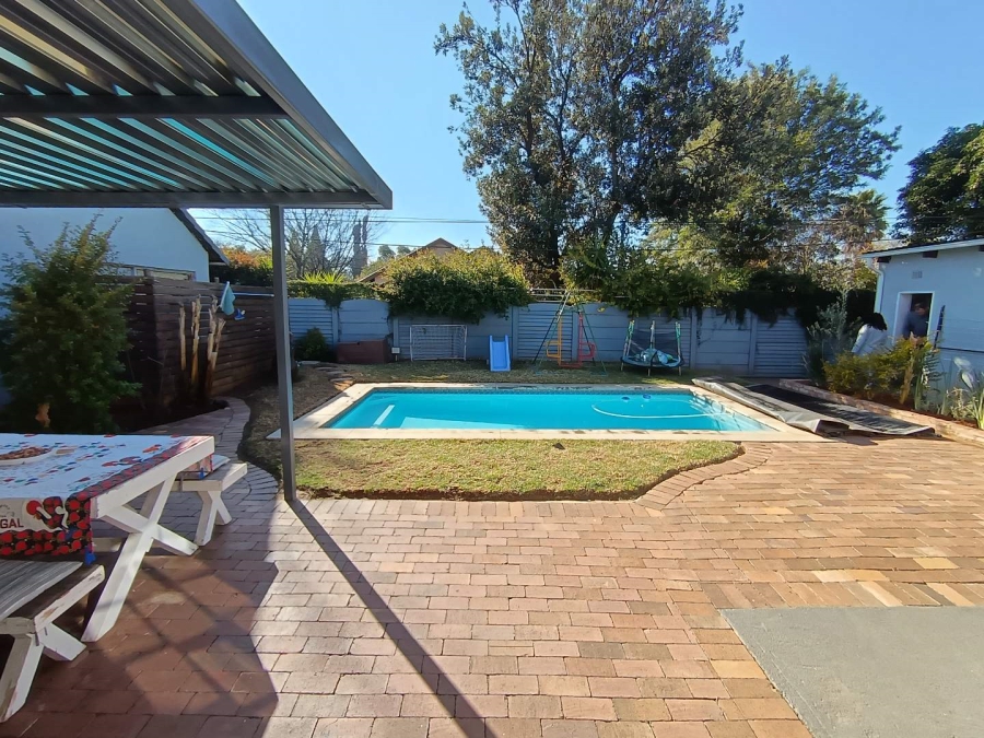 3 Bedroom Property for Sale in Brackenhurst Gauteng