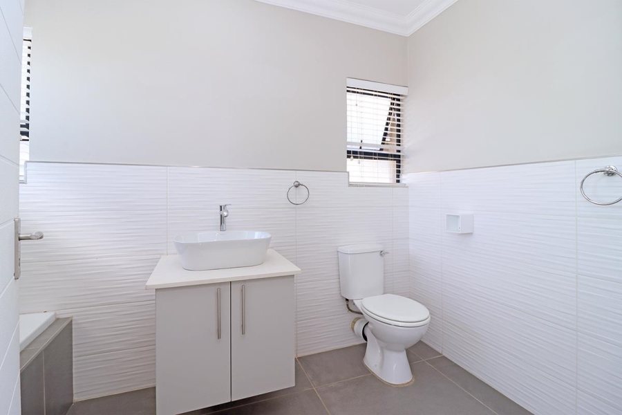 3 Bedroom Property for Sale in Rynfield Gauteng
