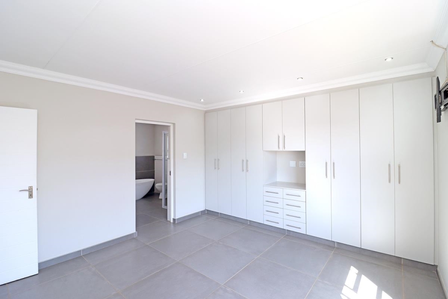 3 Bedroom Property for Sale in Rynfield Gauteng