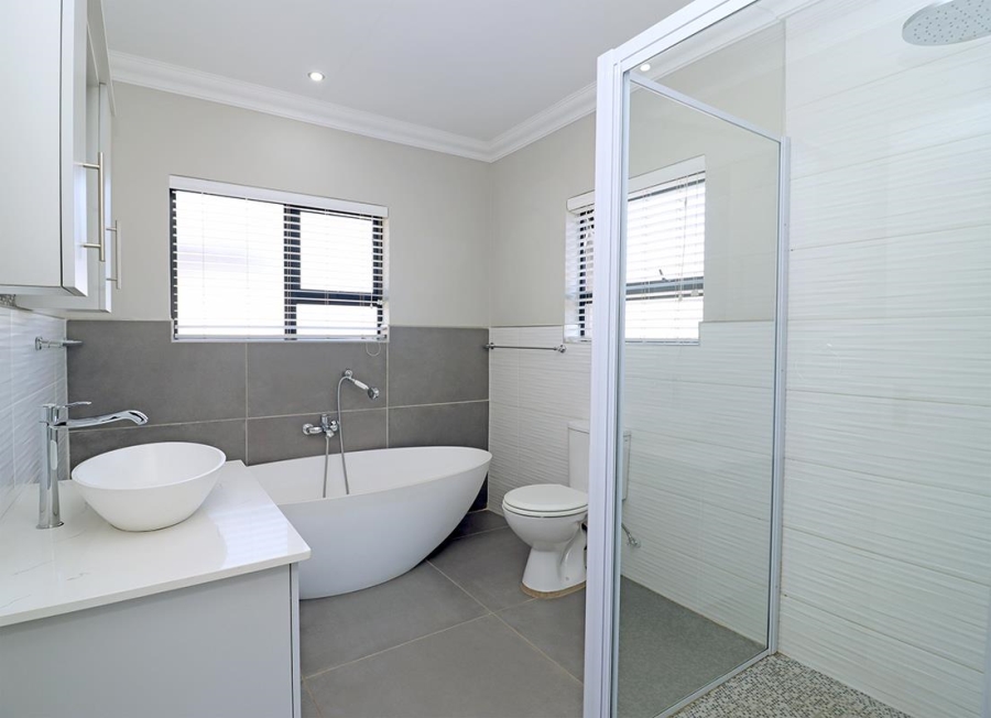 3 Bedroom Property for Sale in Rynfield Gauteng