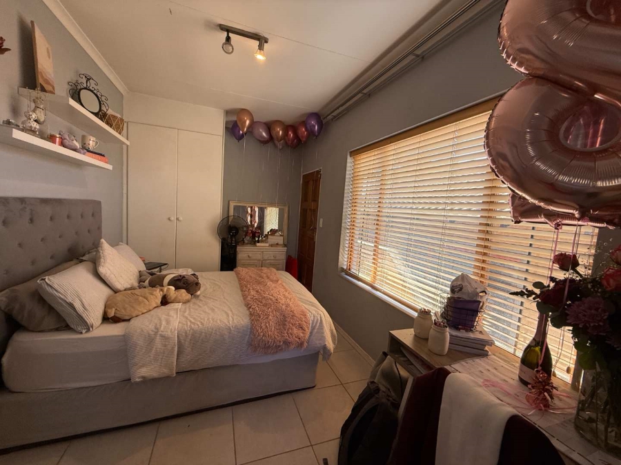 3 Bedroom Property for Sale in Olivedale Gauteng