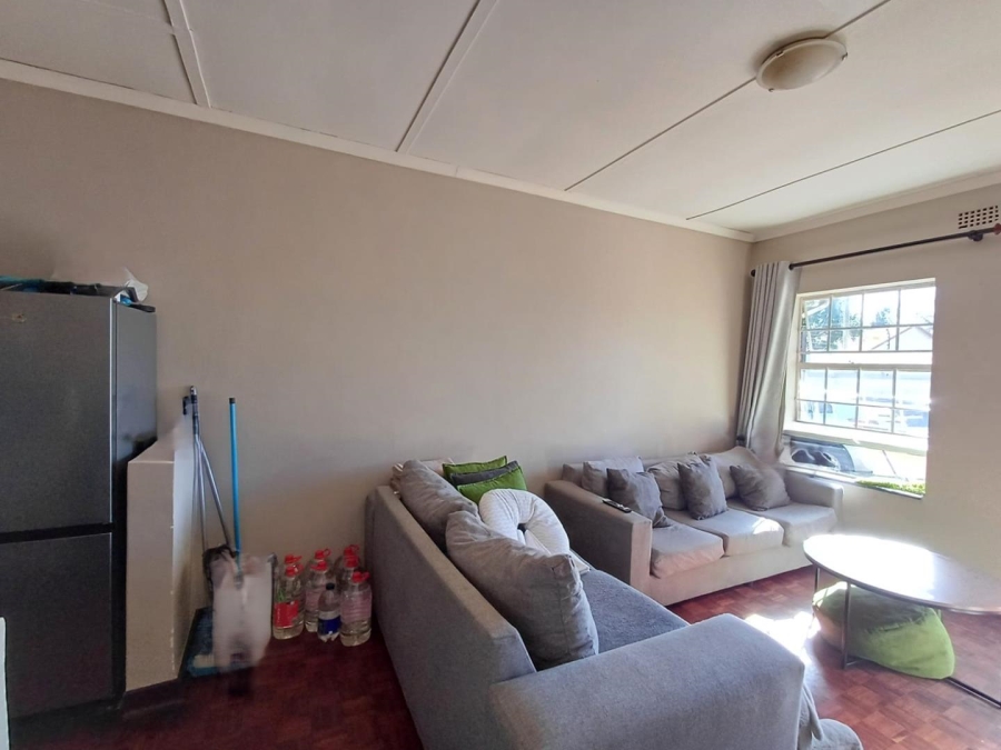 To Let 1 Bedroom Property for Rent in Blairgowrie Gauteng