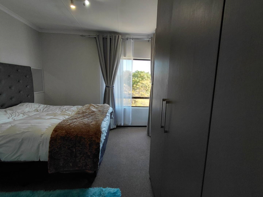 To Let 3 Bedroom Property for Rent in Broadacres Gauteng