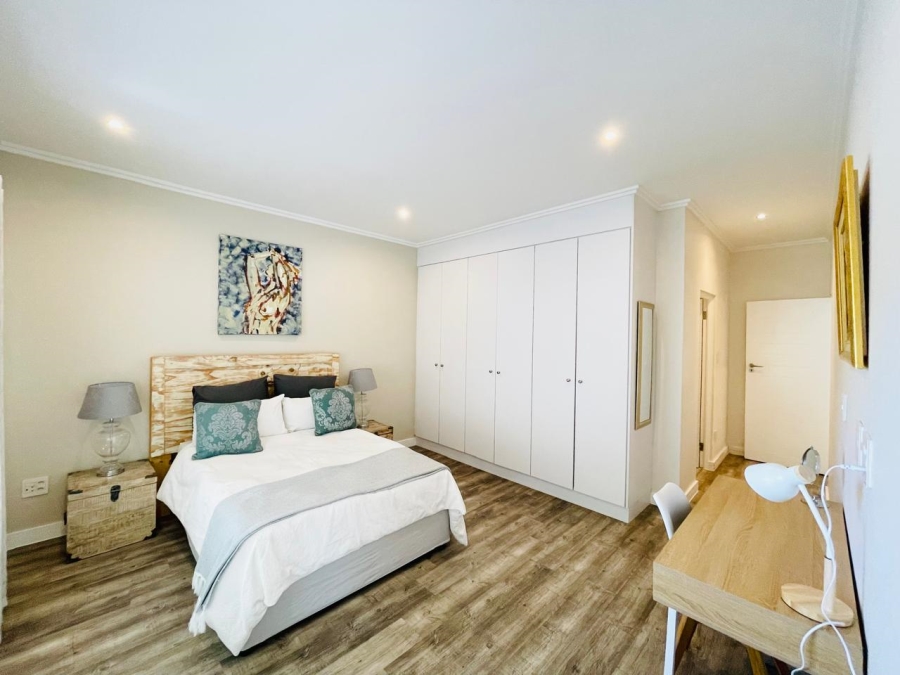 To Let 2 Bedroom Property for Rent in Melrose North Gauteng
