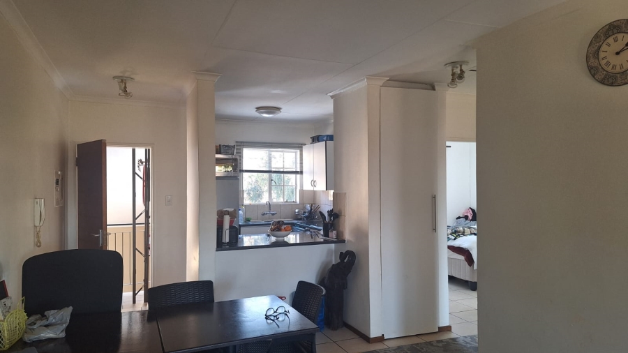To Let 2 Bedroom Property for Rent in Ferndale Gauteng