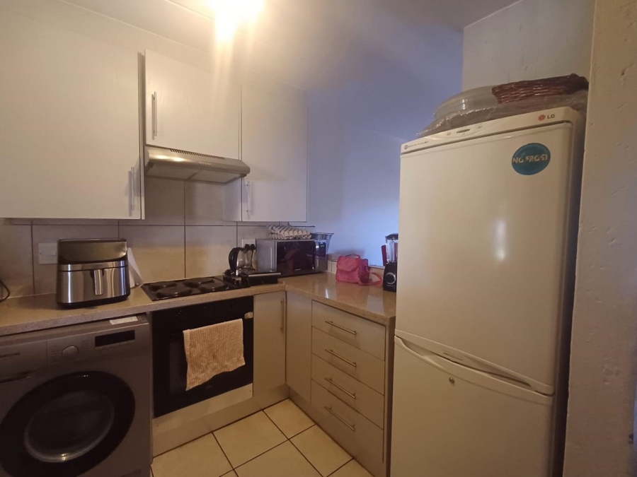To Let 2 Bedroom Property for Rent in Ferndale Gauteng