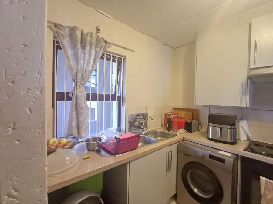 To Let 2 Bedroom Property for Rent in Ferndale Gauteng