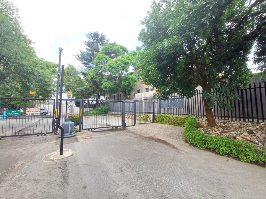 To Let 2 Bedroom Property for Rent in Ferndale Gauteng