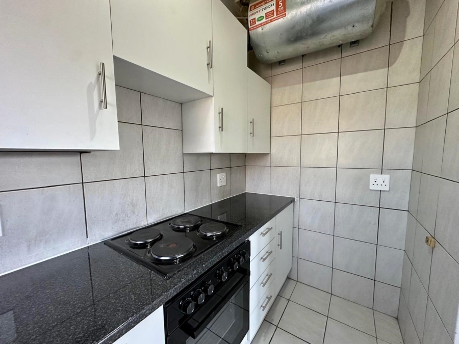 To Let 1 Bedroom Property for Rent in Edenburg Gauteng