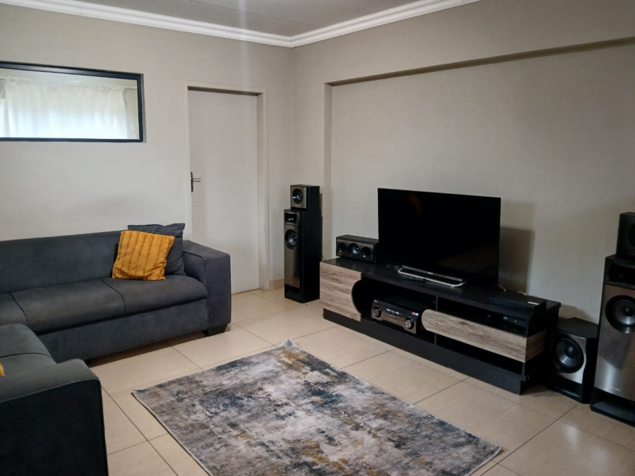 3 Bedroom Property for Sale in Annlin Gauteng