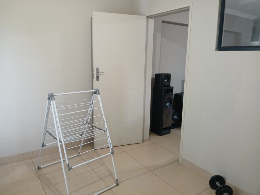 3 Bedroom Property for Sale in Annlin Gauteng