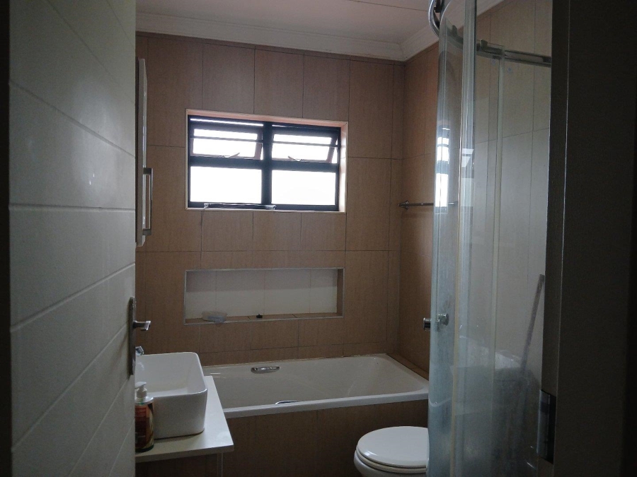 3 Bedroom Property for Sale in Annlin Gauteng