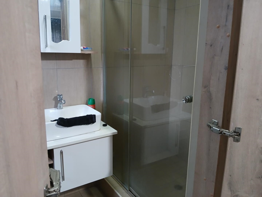 3 Bedroom Property for Sale in Annlin Gauteng