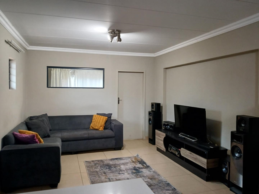 3 Bedroom Property for Sale in Annlin Gauteng