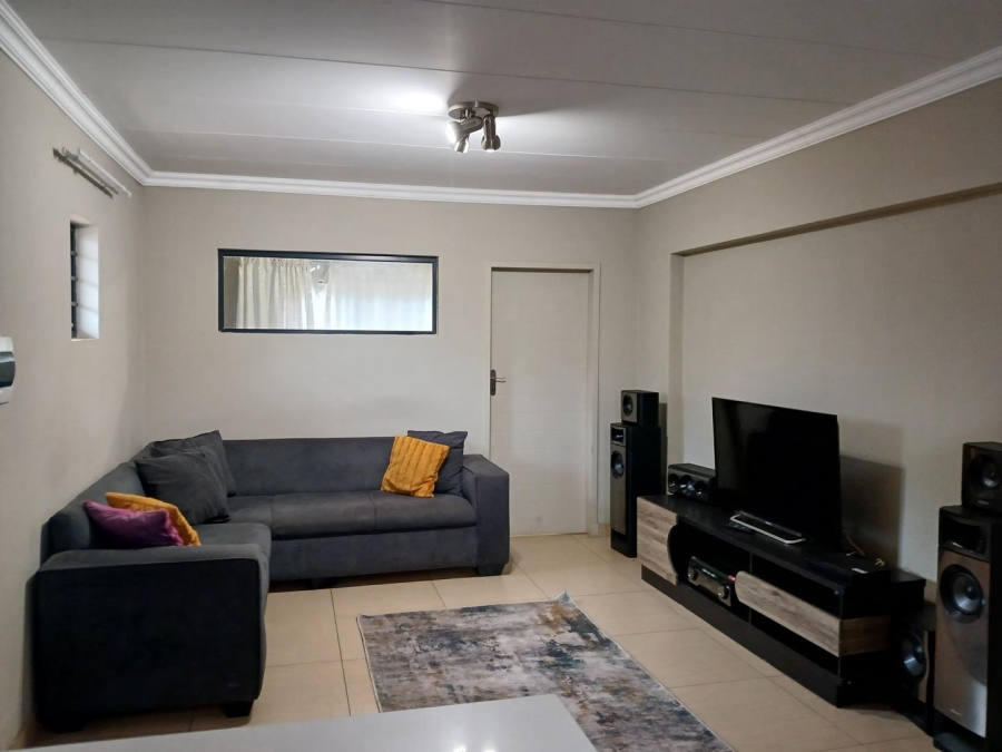 3 Bedroom Property for Sale in Annlin Gauteng