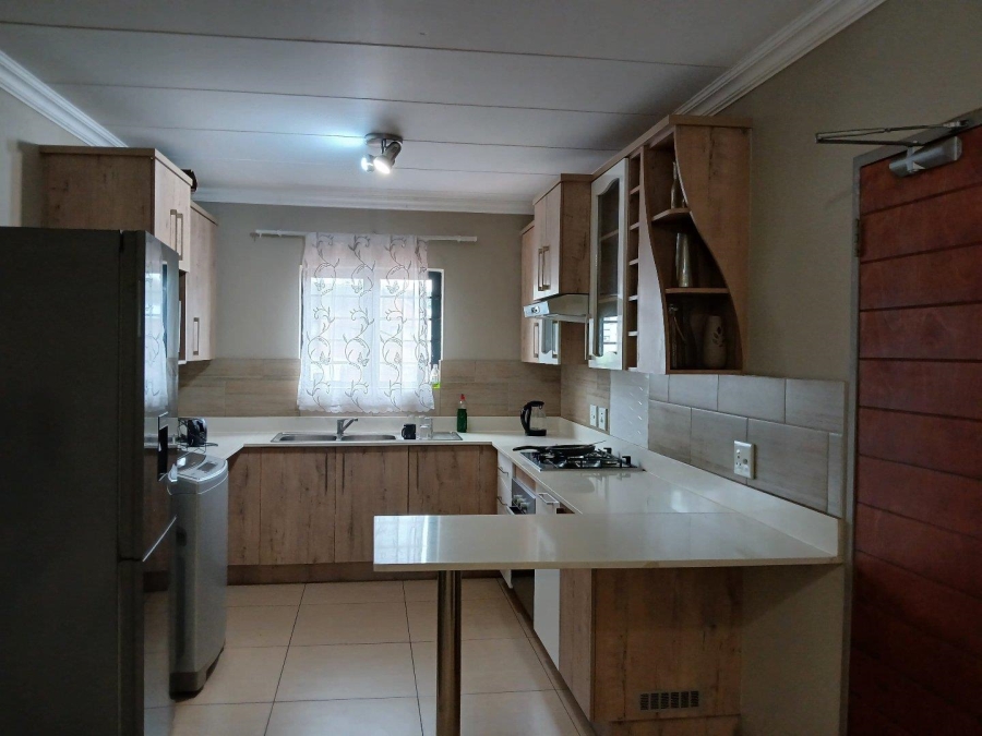 3 Bedroom Property for Sale in Annlin Gauteng