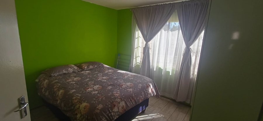 2 Bedroom Property for Sale in Lindhaven Gauteng