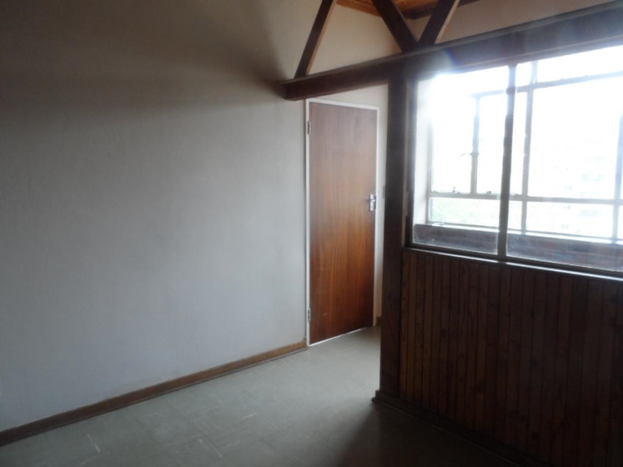 To Let 1 Bedroom Property for Rent in Groenkloof Gauteng