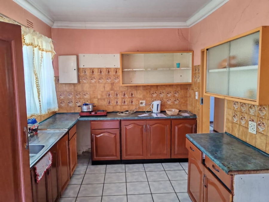 4 Bedroom Property for Sale in Esther Park Gauteng