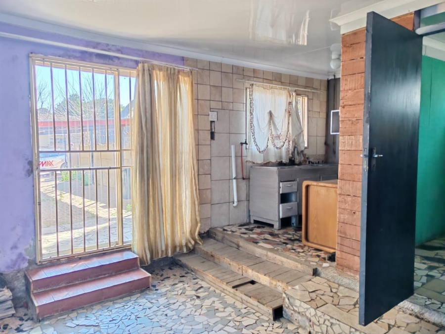4 Bedroom Property for Sale in Esther Park Gauteng