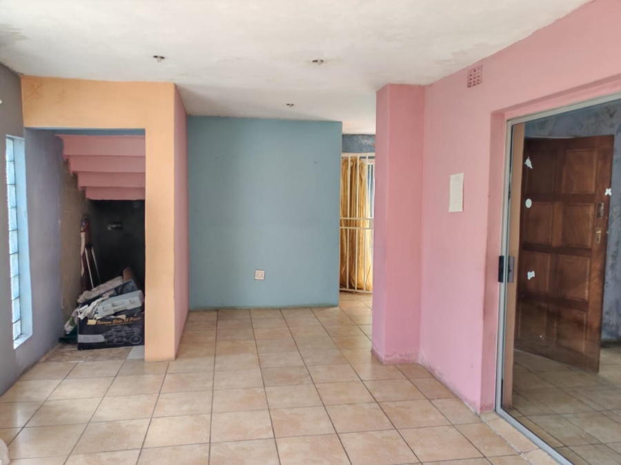 4 Bedroom Property for Sale in Esther Park Gauteng