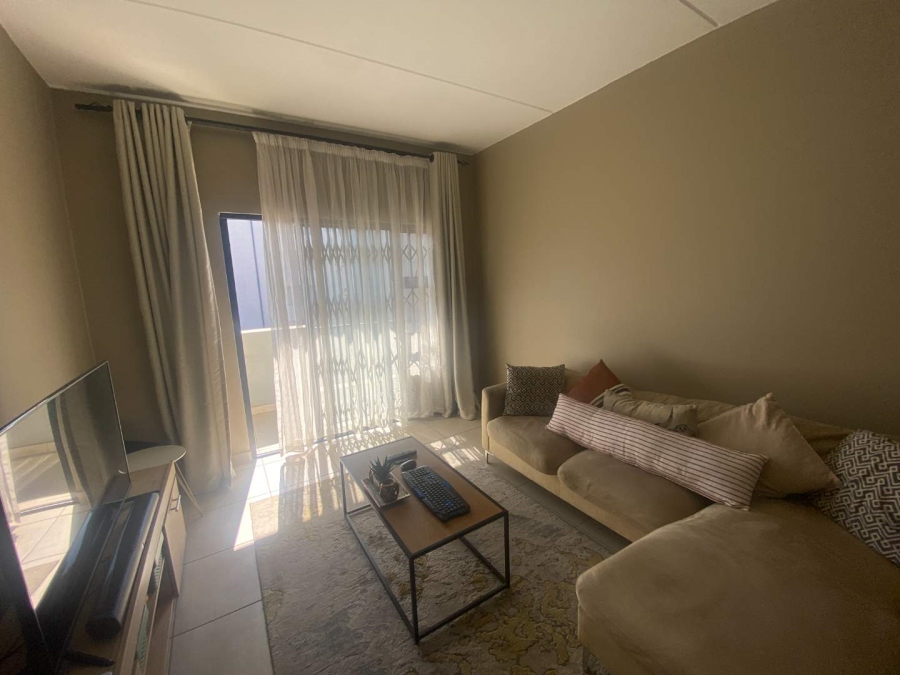 2 Bedroom Property for Sale in Glen Austin Gauteng