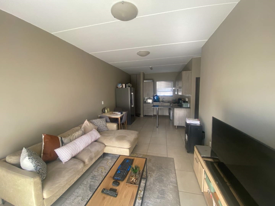 2 Bedroom Property for Sale in Glen Austin Gauteng