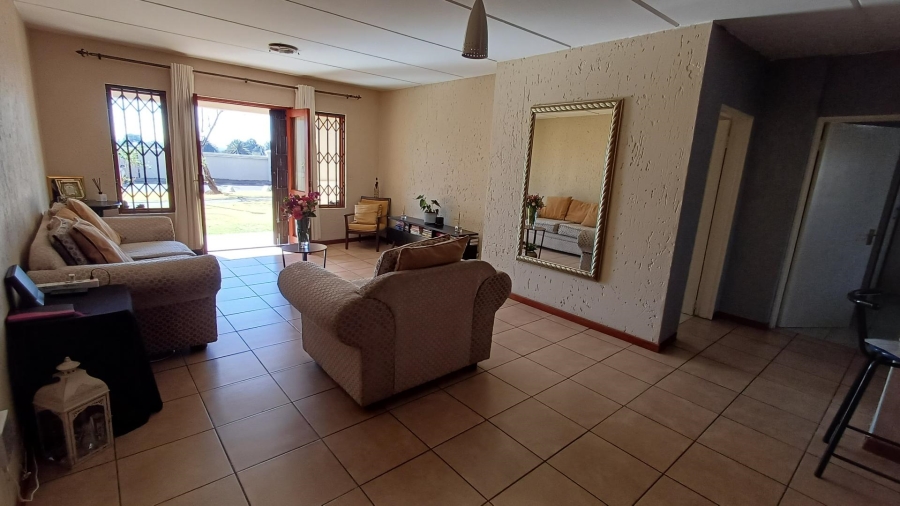 2 Bedroom Property for Sale in Meyersdal Gauteng