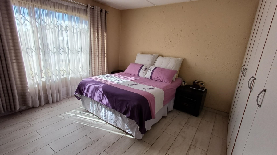 2 Bedroom Property for Sale in Meyersdal Gauteng