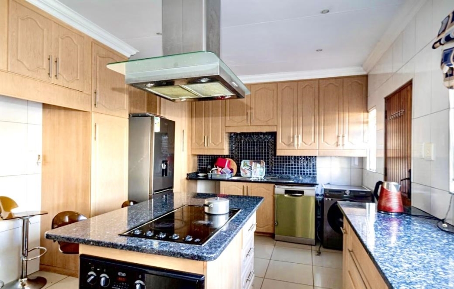4 Bedroom Property for Sale in Bruma Gauteng