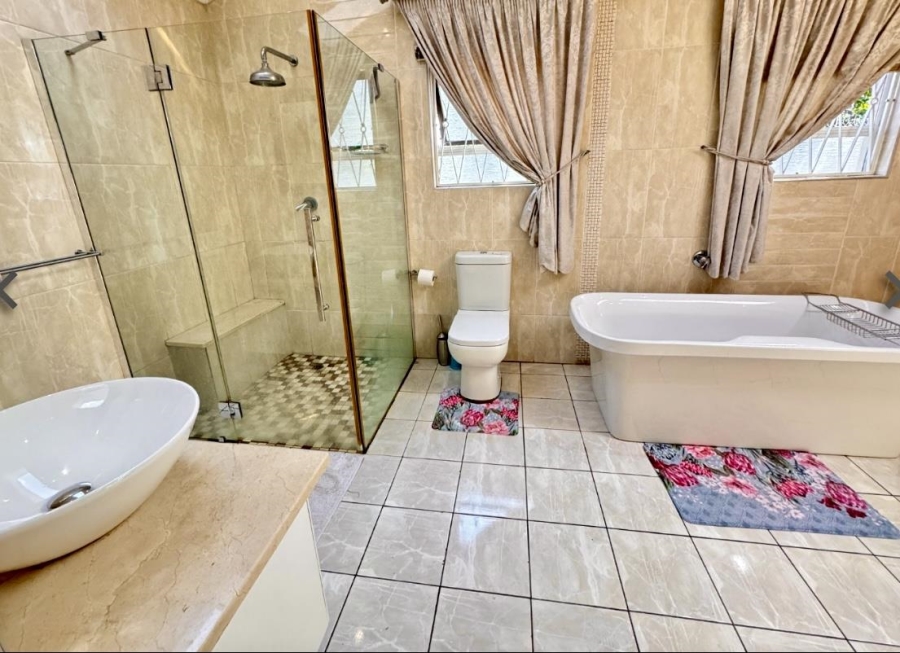 4 Bedroom Property for Sale in Bruma Gauteng