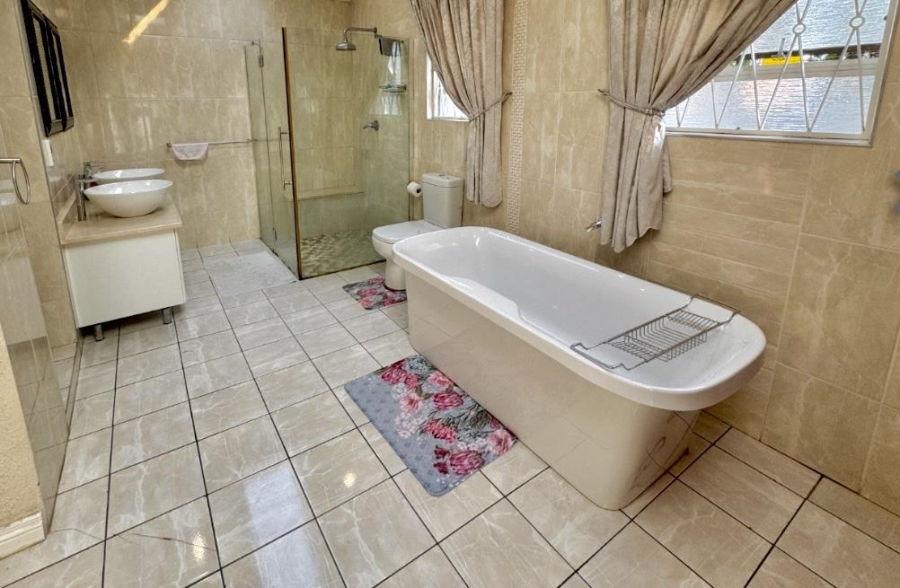 4 Bedroom Property for Sale in Bruma Gauteng