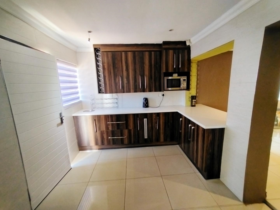 3 Bedroom Property for Sale in Elandspoort Gauteng