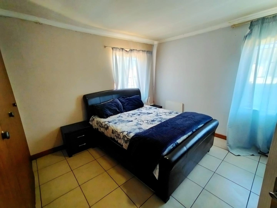 3 Bedroom Property for Sale in Elandspoort Gauteng