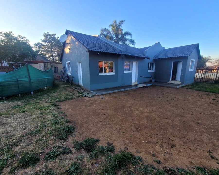 3 Bedroom Property for Sale in Elandspoort Gauteng