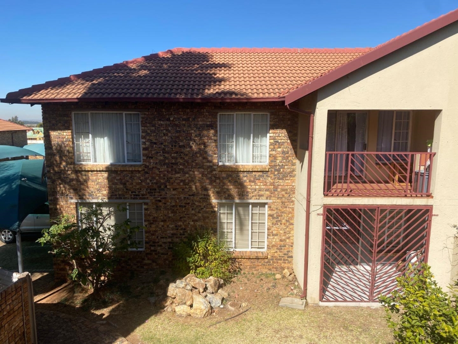 2 Bedroom Property for Sale in Moreleta Park Gauteng
