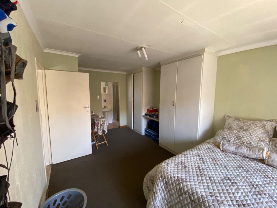 2 Bedroom Property for Sale in Moreleta Park Gauteng